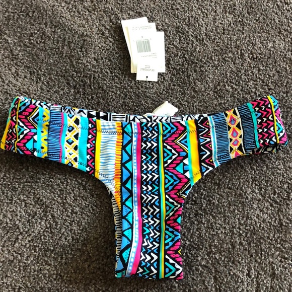NWT Volcom Locals Cheeky Reversible Bikini Bottoms - Picture 7 of 7